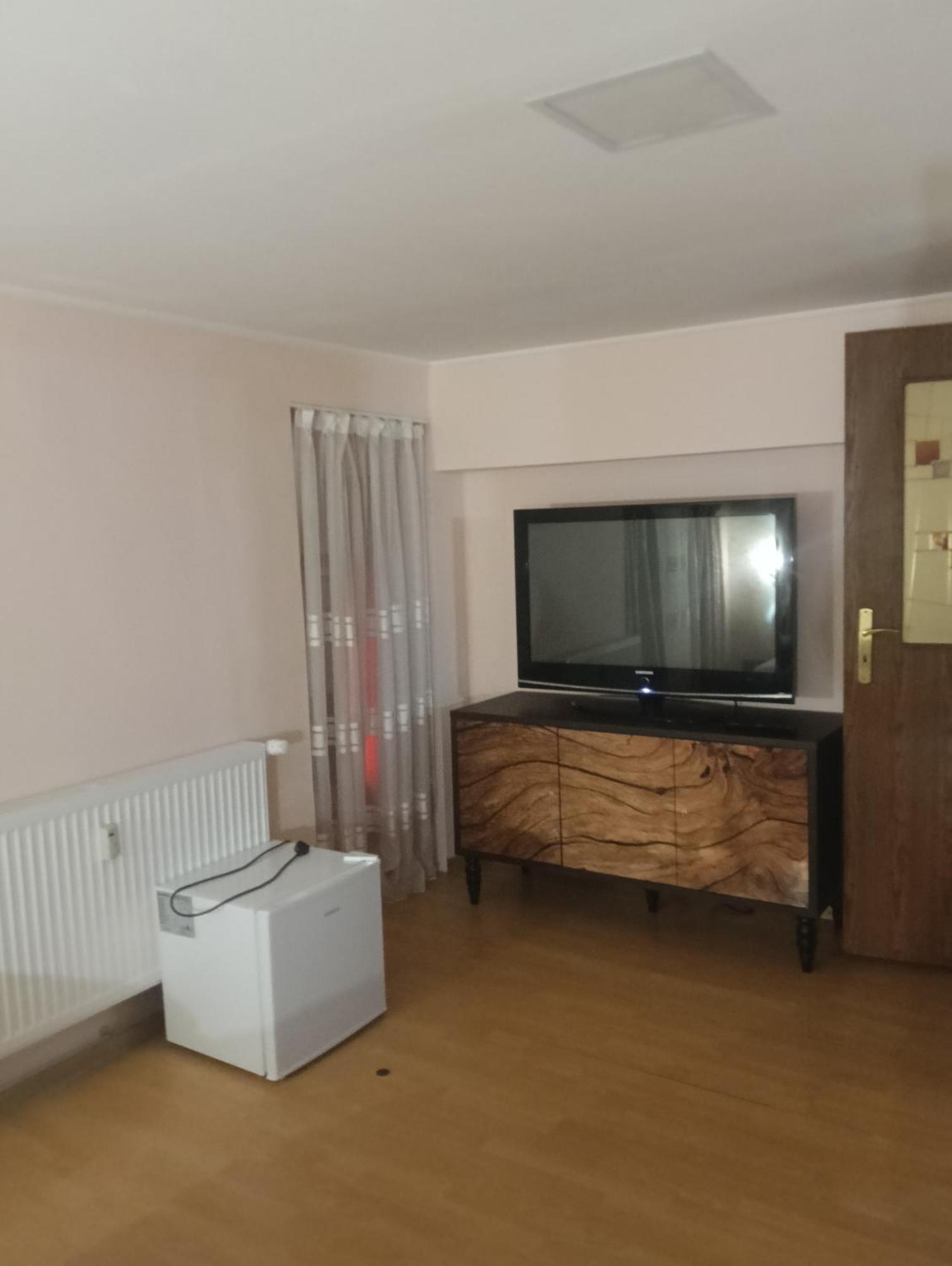 Hotel Casa Heidi Timisoara Habitación foto