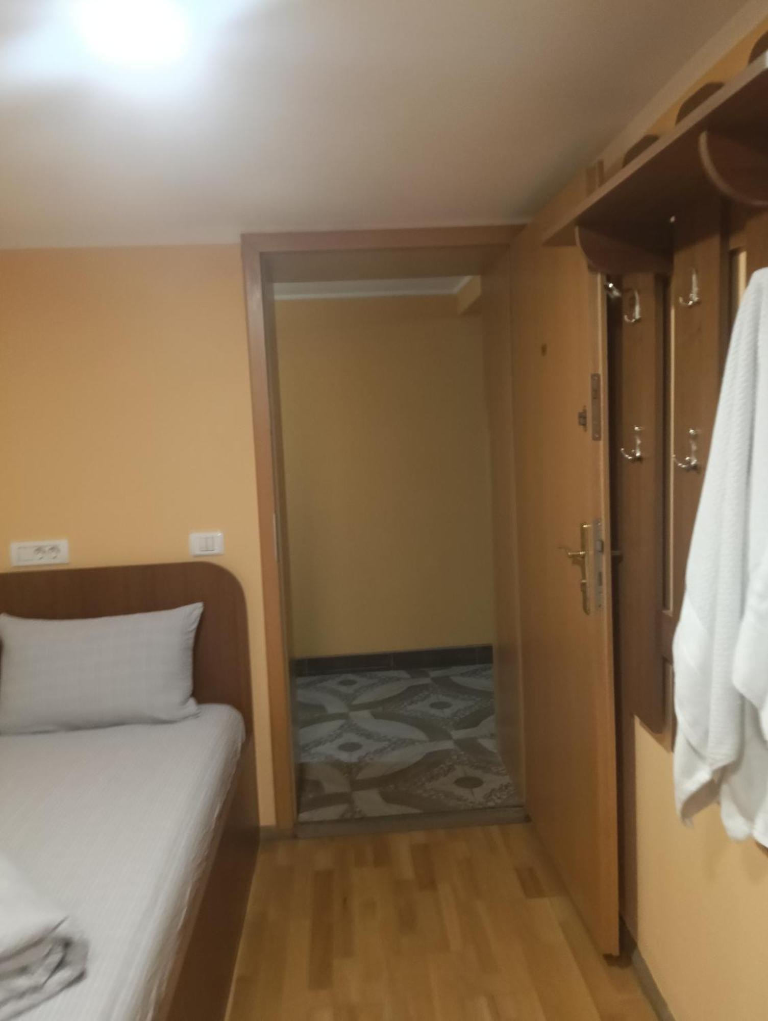 Hotel Casa Heidi Timisoara Habitación foto