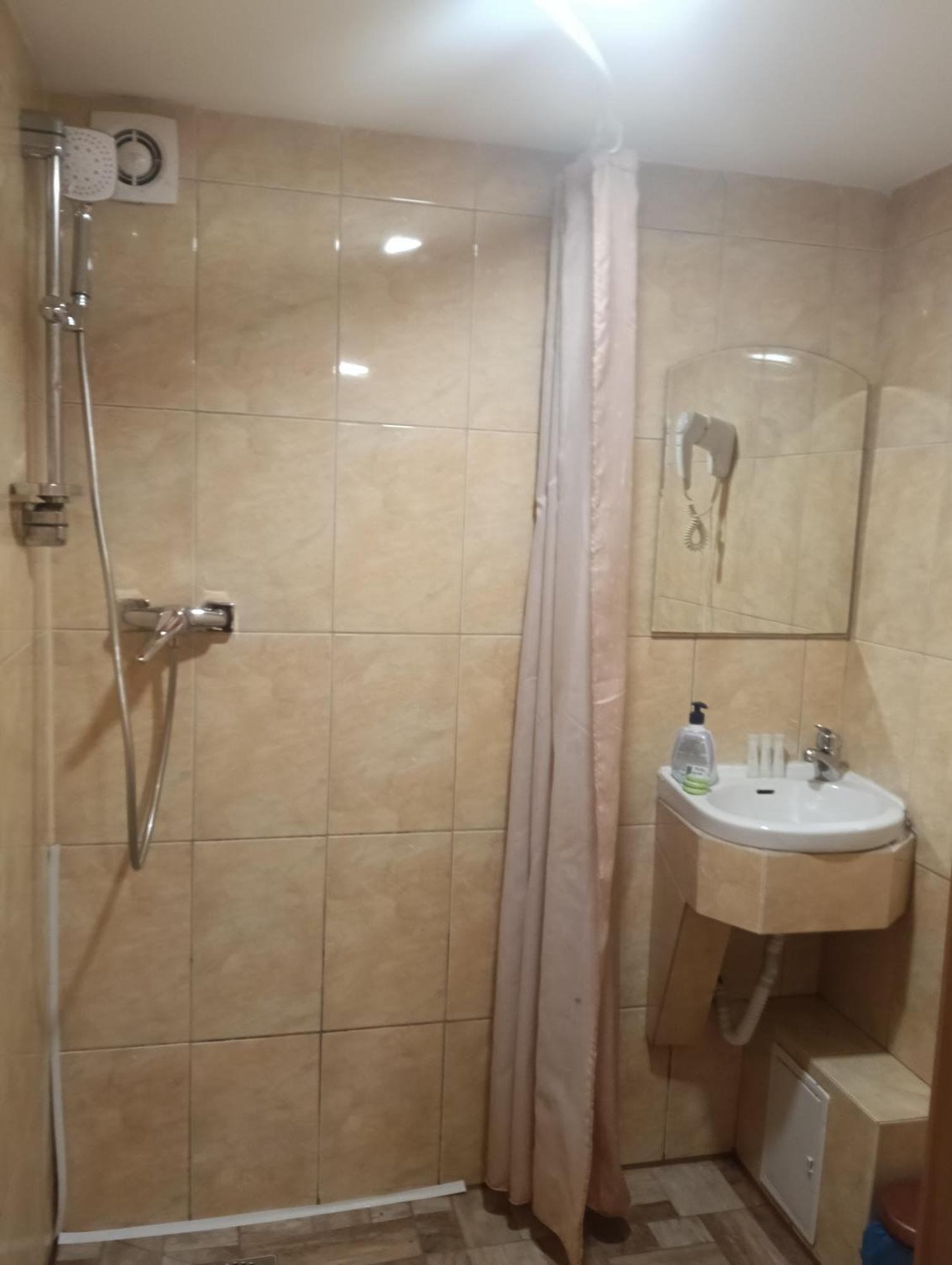 Hotel Casa Heidi Timisoara Habitación foto